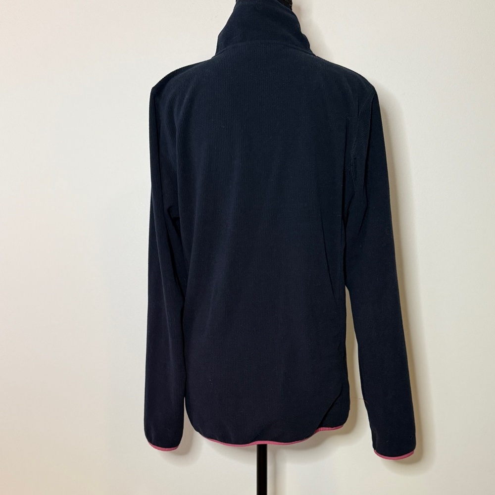 Orvis Navy Fleece with Pink‎ Trim - Picture 4 of 5
